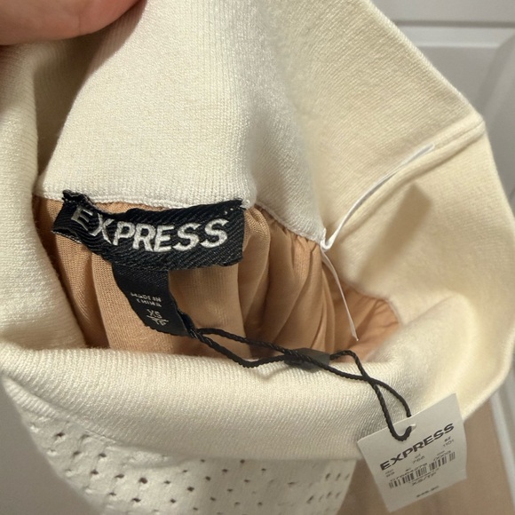Express Cream Knit Skirt - Picture 3 of 3